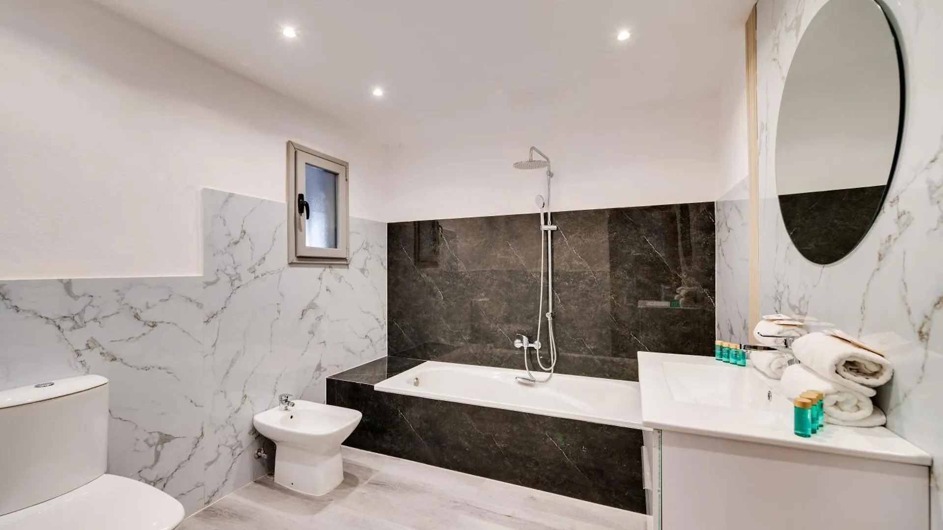 Vacation Marbella I Stylish 5Bdr Penthouse, Sea And Marina View Apartment